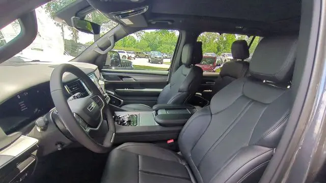 2026 Jeep Grand Wagoneer L Limited Reserve