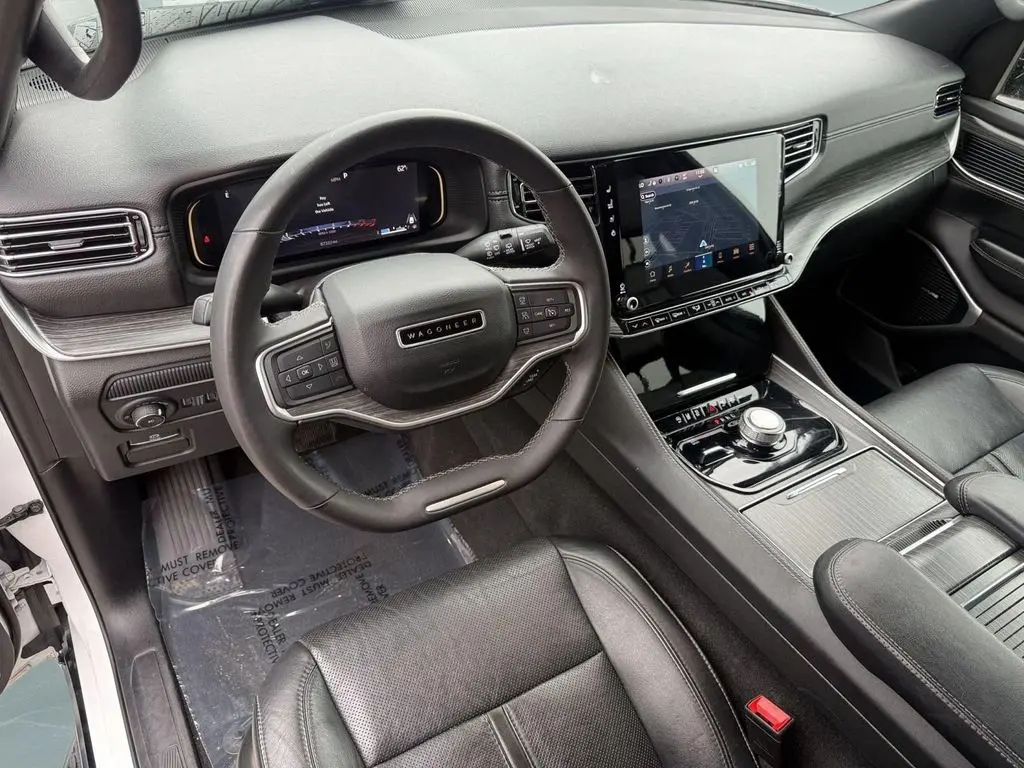 2024 Jeep Wagoneer L - $30,975