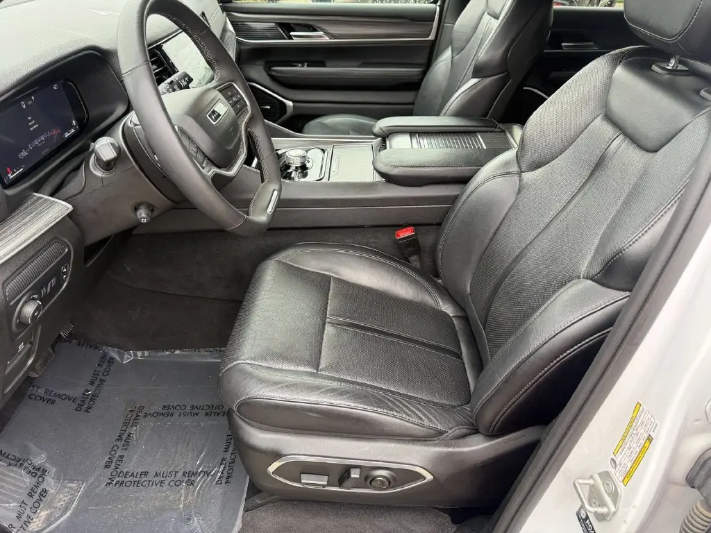 2024 Jeep Wagoneer L - $30,975
