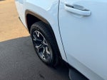 2024 Wagoneer L Thumbnail 11