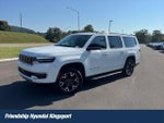 2024 Wagoneer L Thumbnail 1