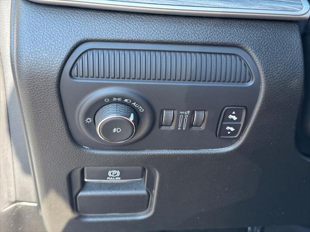 2024 Jeep Wagoneer L - $37,900