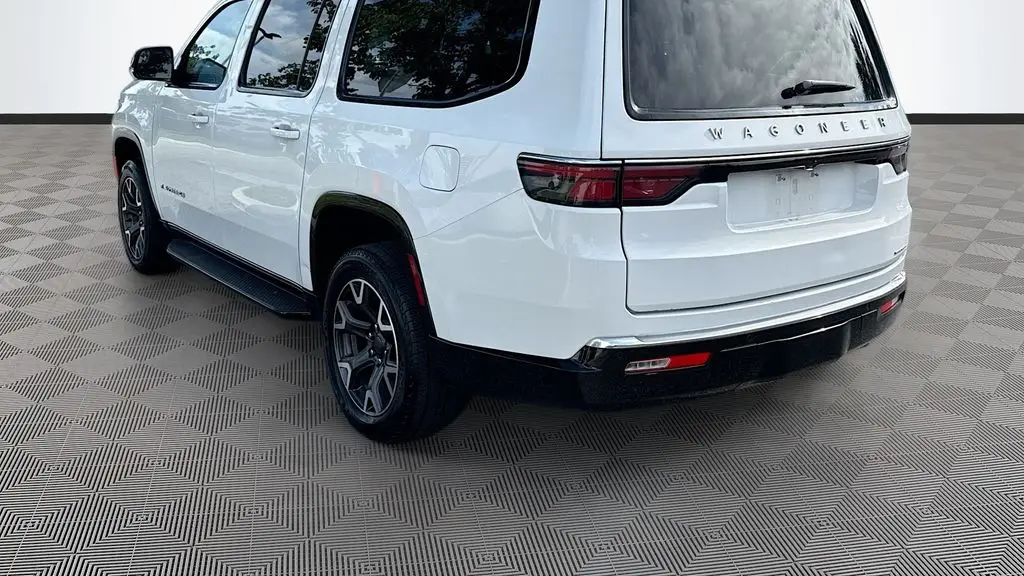 2024 Jeep Wagoneer L Series III