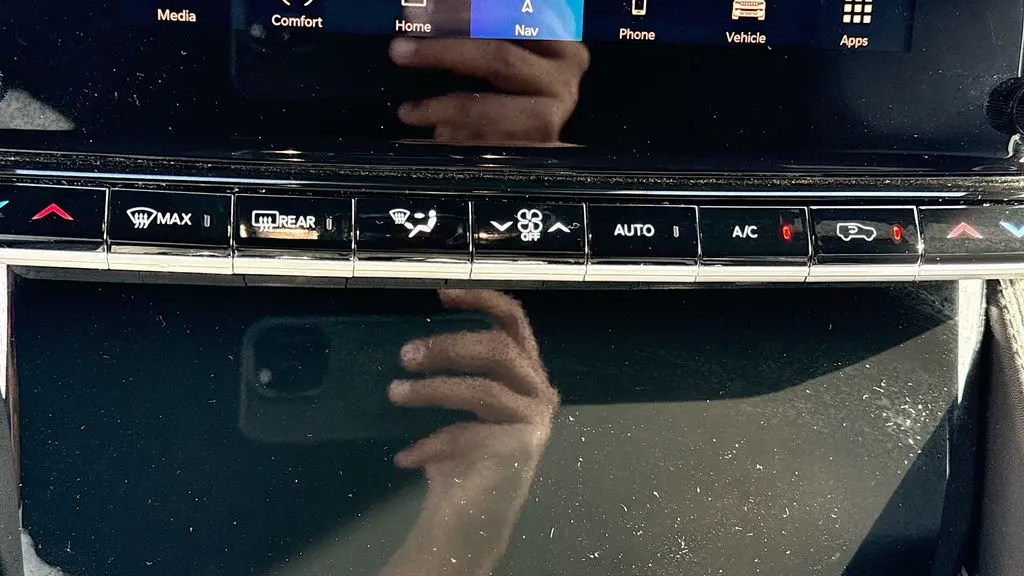 2024 Jeep Wagoneer L Series III