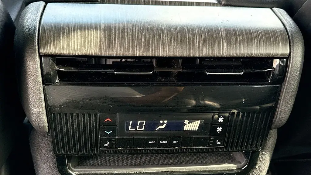 2024 Jeep Wagoneer L Series III