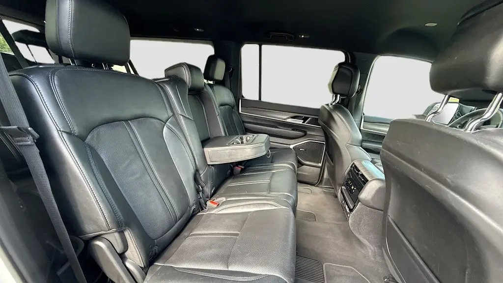 2024 Jeep Wagoneer L Series III