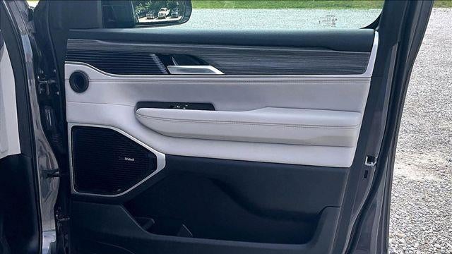 2024 Jeep Wagoneer L Series III
