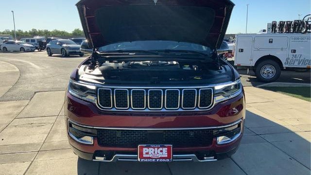 2024 Jeep Wagoneer L Series III