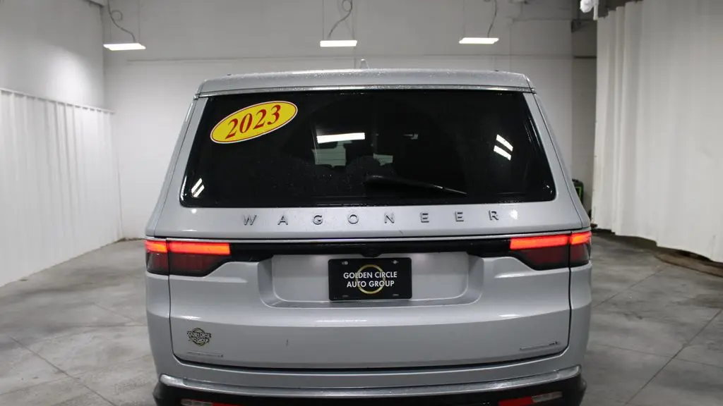 2023 Jeep Wagoneer L Series III