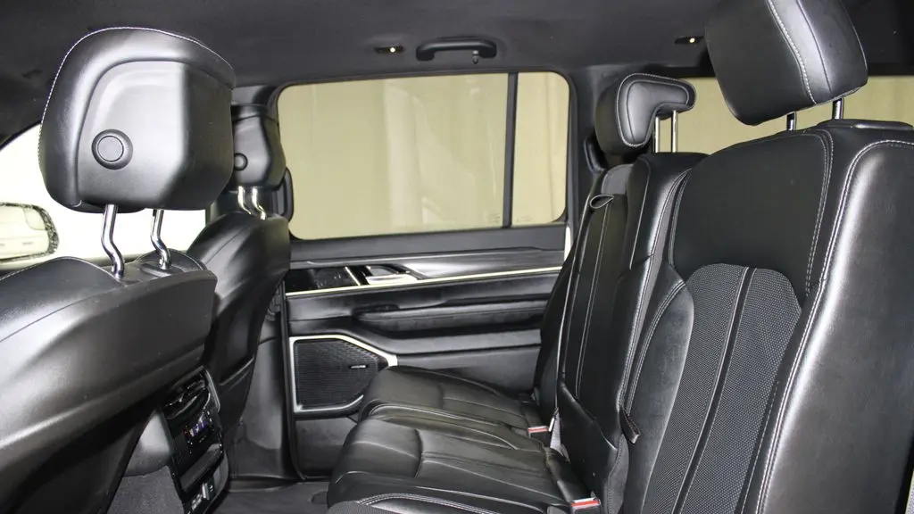2023 Jeep Wagoneer L Series III