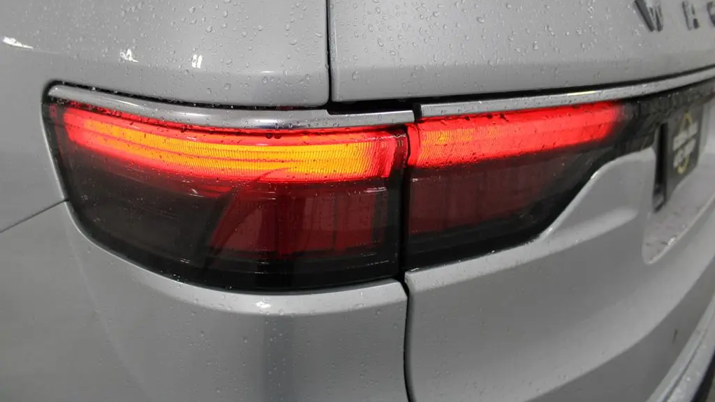 2023 Jeep Wagoneer L Series III