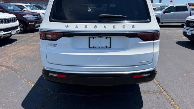 2024 Jeep Wagoneer L Series III