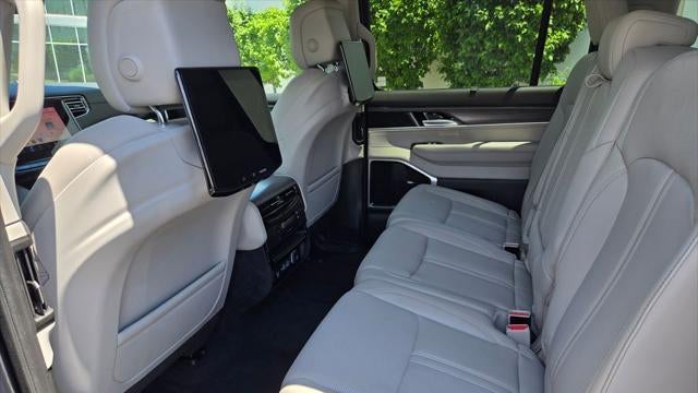 2024 Jeep Wagoneer L Series III