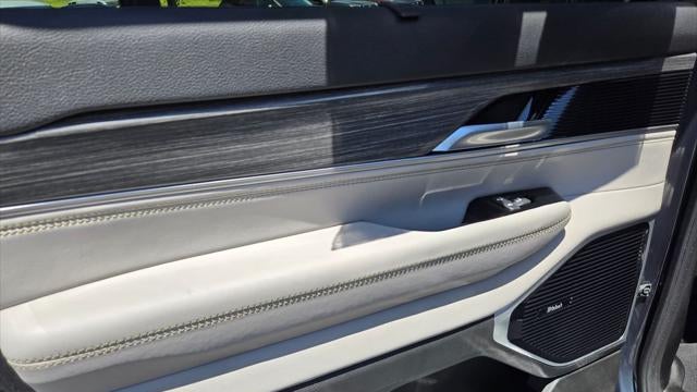 2024 Jeep Wagoneer L Series III