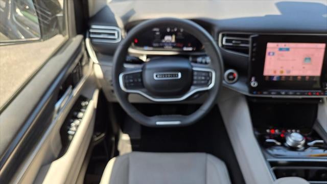 2024 Jeep Wagoneer L Series III