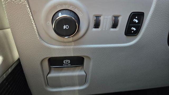 2024 Jeep Wagoneer L Series III