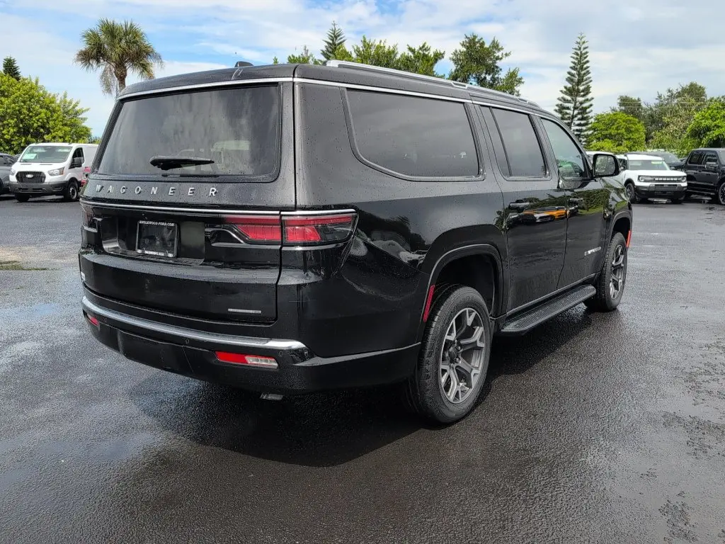 2024 Jeep Wagoneer L - $39,482