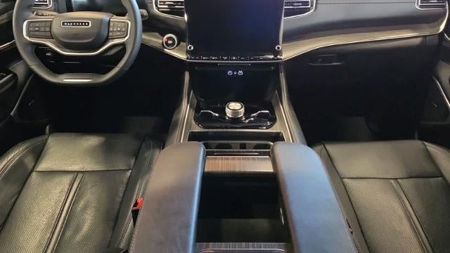2024 Jeep Wagoneer L Series III