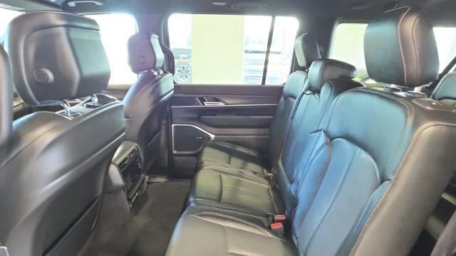 2024 Jeep Wagoneer L Series III
