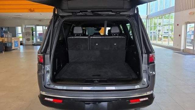 2024 Jeep Wagoneer L Series III