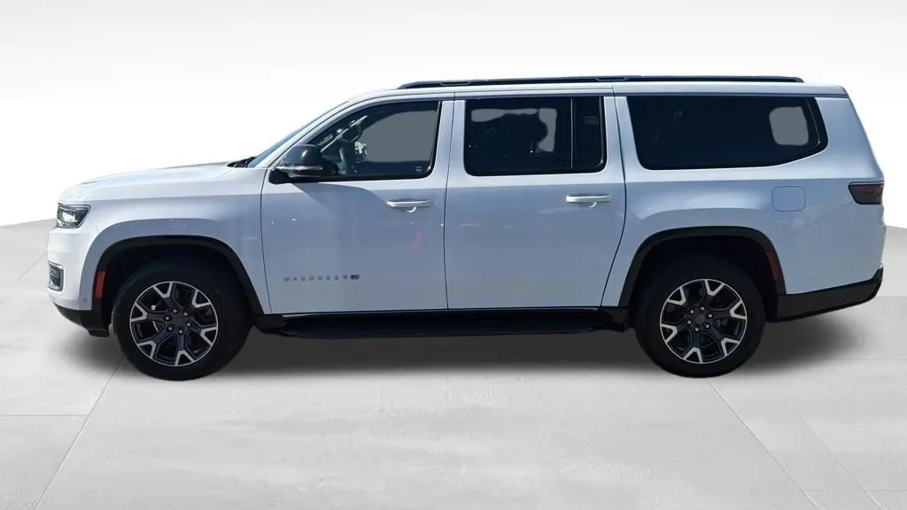 2024 Jeep Wagoneer L Series III