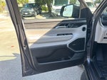 2024 Wagoneer L Thumbnail 9