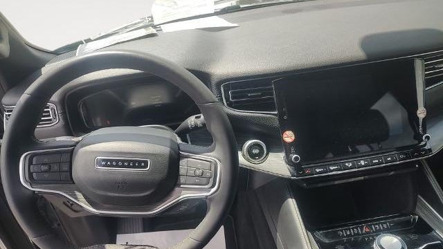 2024 Jeep Wagoneer L Series III