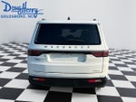 2024 Wagoneer L Thumbnail 4