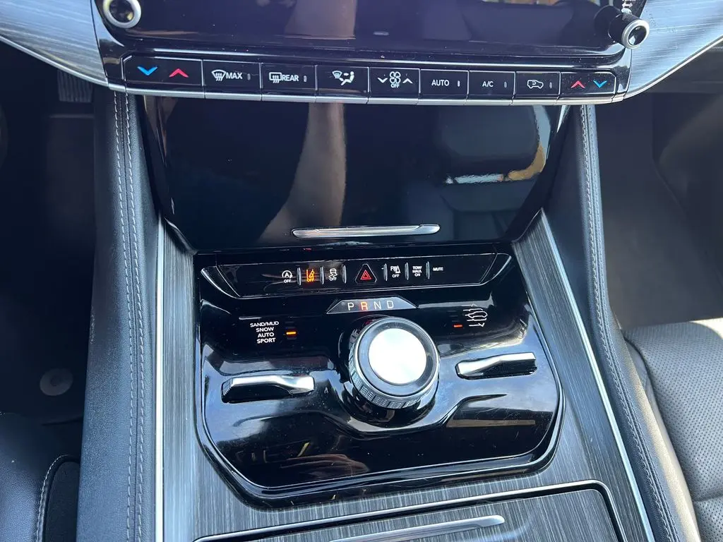 2024 Jeep Wagoneer L - $36,363