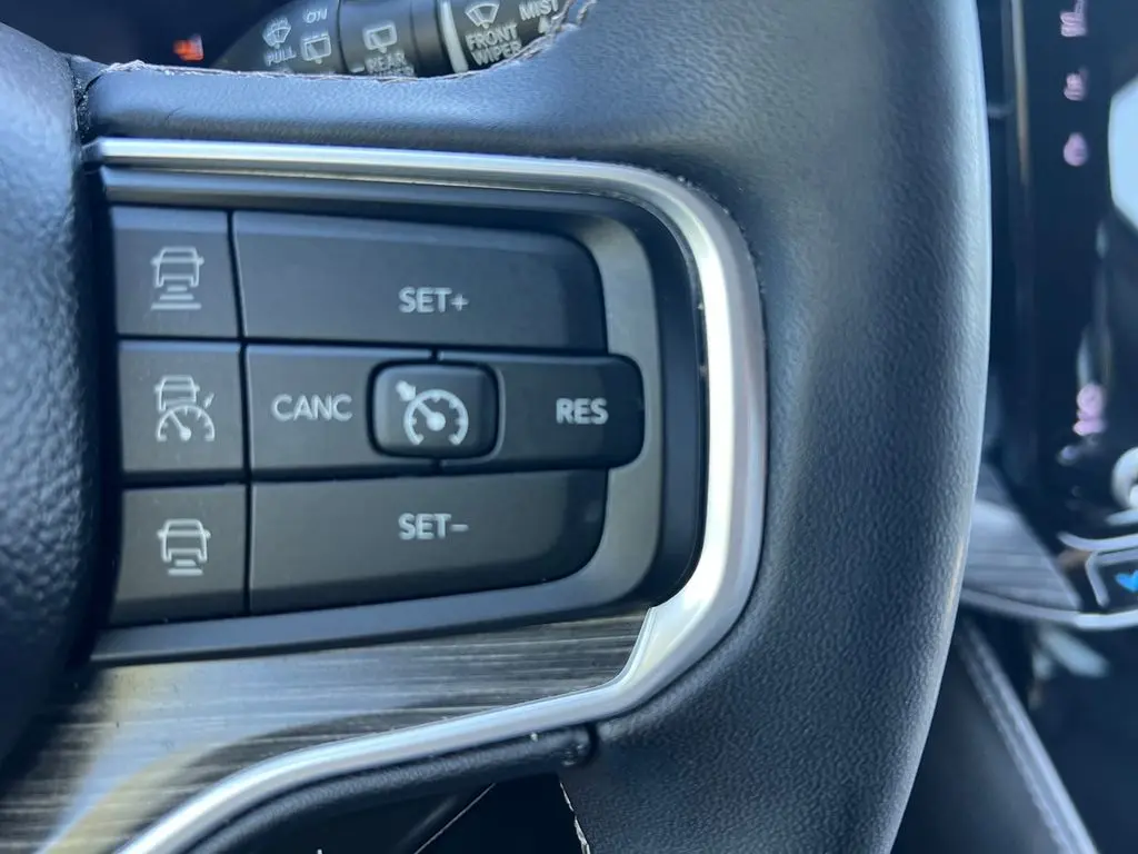 2024 Jeep Wagoneer L - $36,363