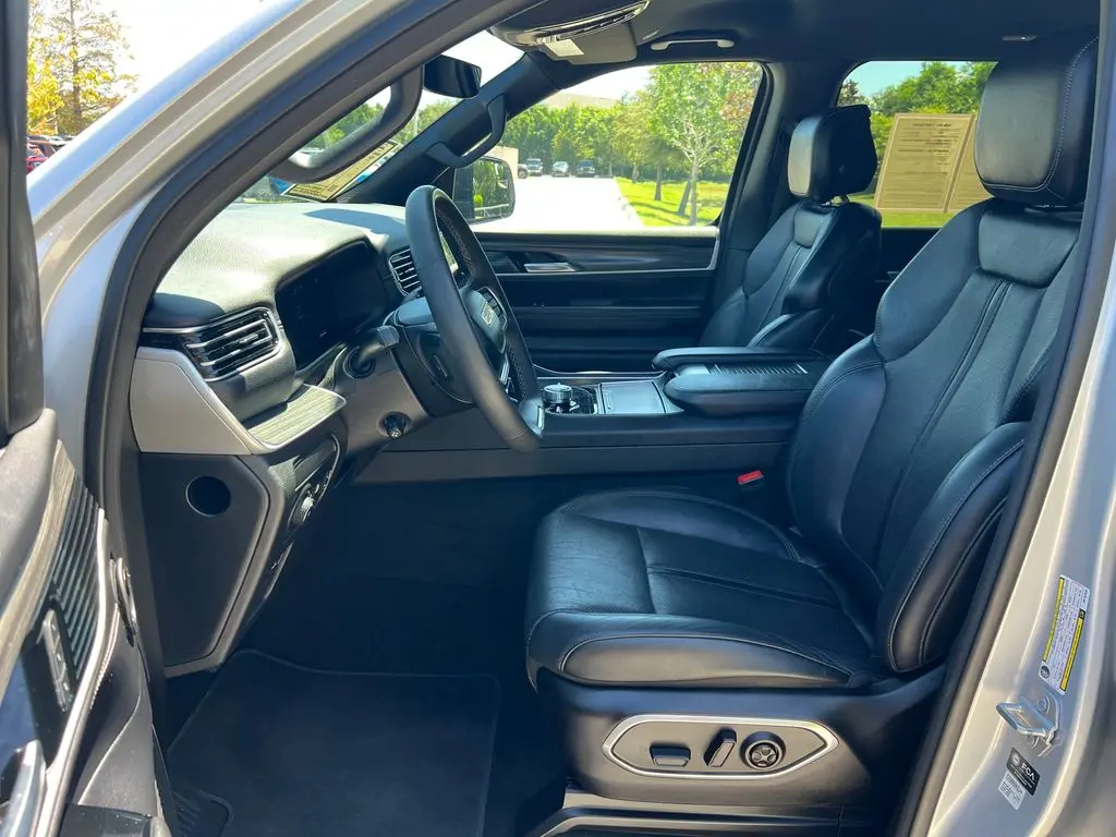 2024 Jeep Wagoneer L - $36,363