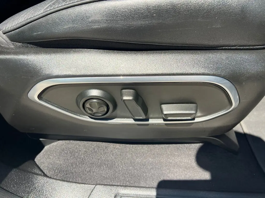 2024 Jeep Wagoneer L - $36,363