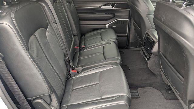 2023 Jeep Wagoneer L Series III