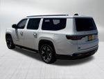 2024 Wagoneer L Thumbnail 4