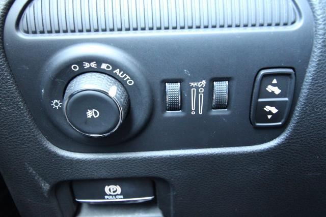 2024 Jeep Wagoneer L - $31,850