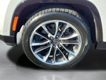 2024 Wagoneer L Thumbnail 26