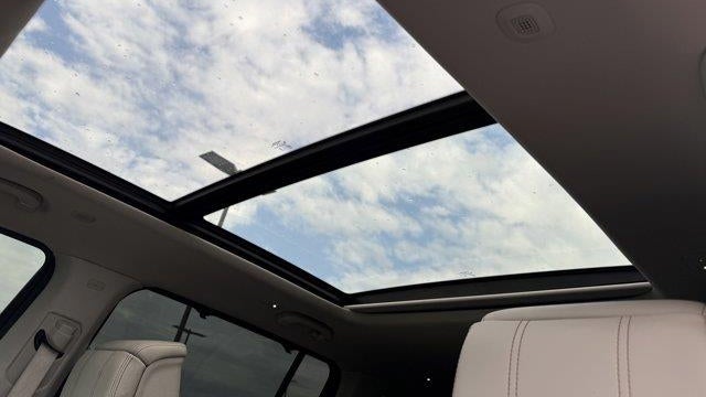2023 Jeep Grand Wagoneer L Base