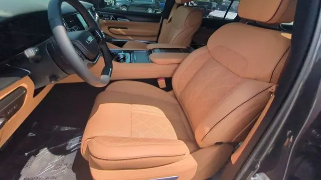 2026 Jeep Grand Wagoneer L Summit Reserve