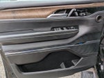 2024 Grand Wagoneer L Thumbnail 12
