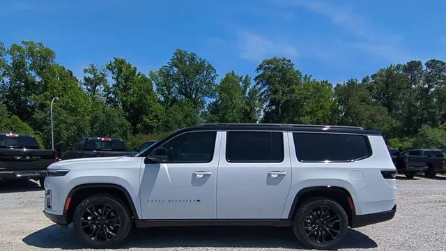 2026 Jeep Grand Wagoneer L Summit Reserve