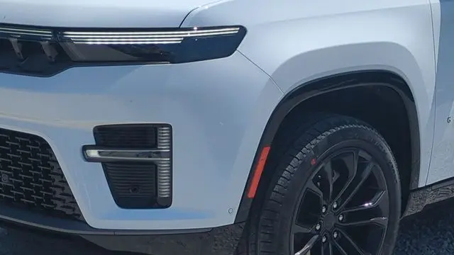 2026 Jeep Grand Wagoneer L Summit Reserve