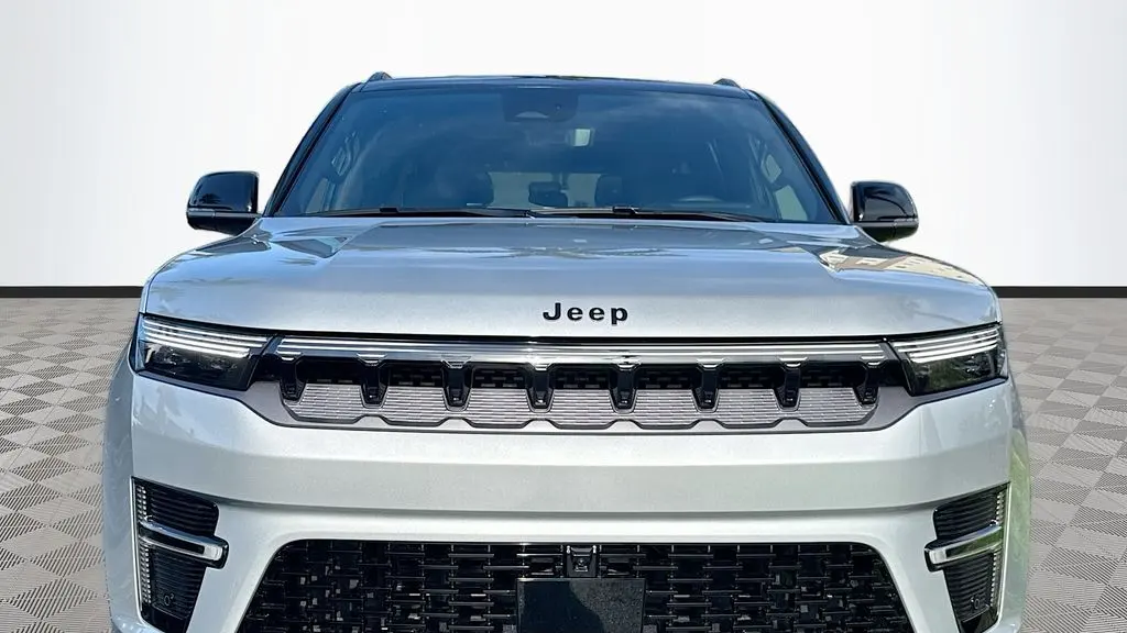 2026 Jeep Grand Wagoneer L Summit Obsidian