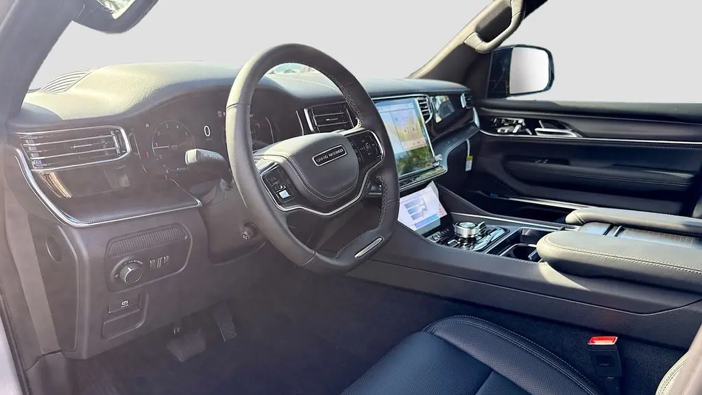 2026 Jeep Grand Wagoneer L Summit Obsidian