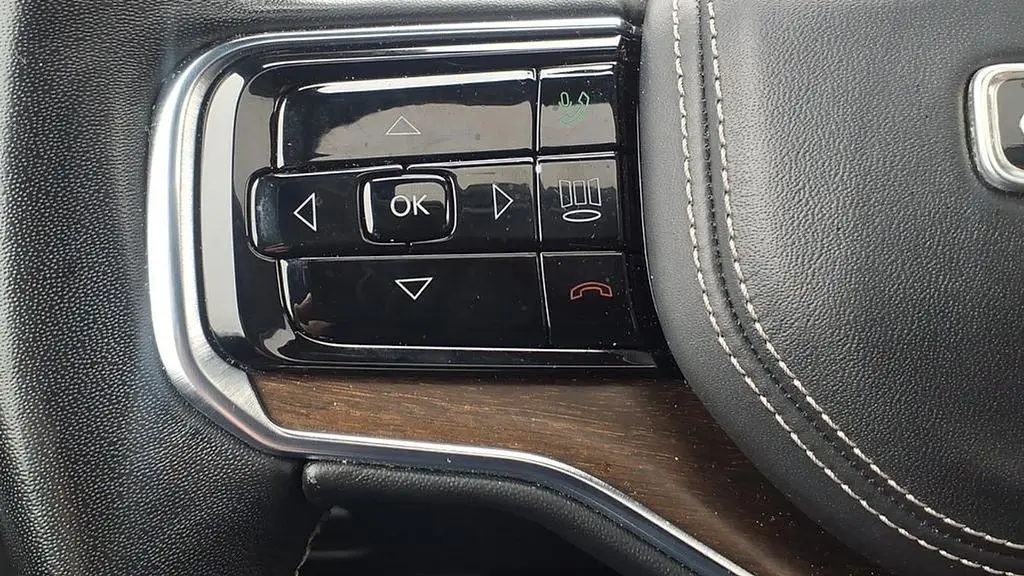 2023 Jeep Grand Wagoneer L Obsidian