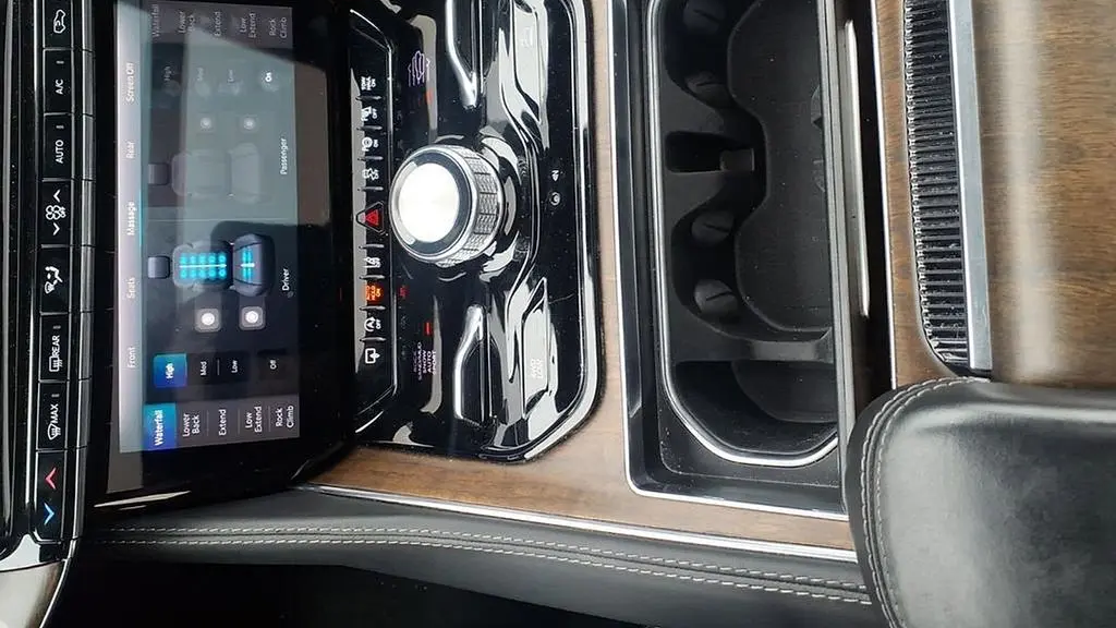 2023 Jeep Grand Wagoneer L Obsidian