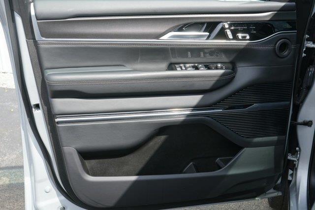 2025 Jeep Grand Wagoneer L - $62,500