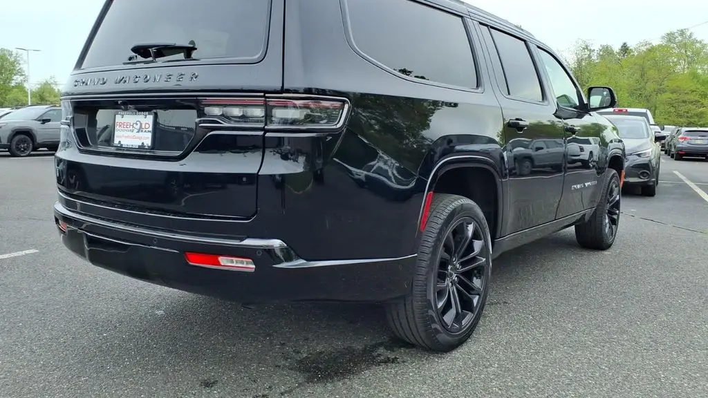 2024 Jeep Grand Wagoneer L Obsidian