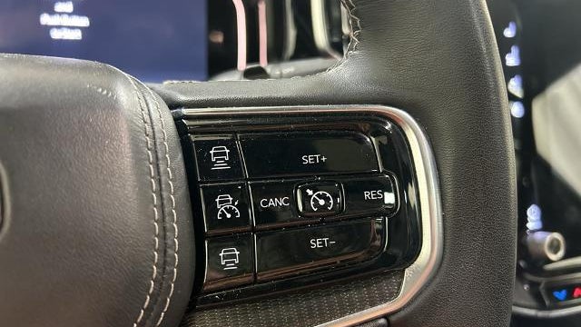 2024 Jeep Grand Wagoneer L Obsidian
