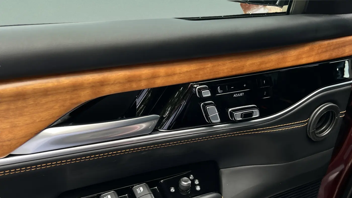 2024 Jeep Grand Wagoneer L Series III