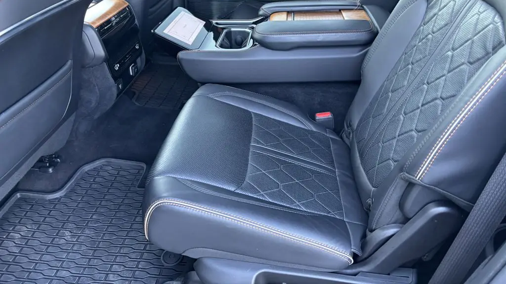 2024 Jeep Grand Wagoneer L Series III